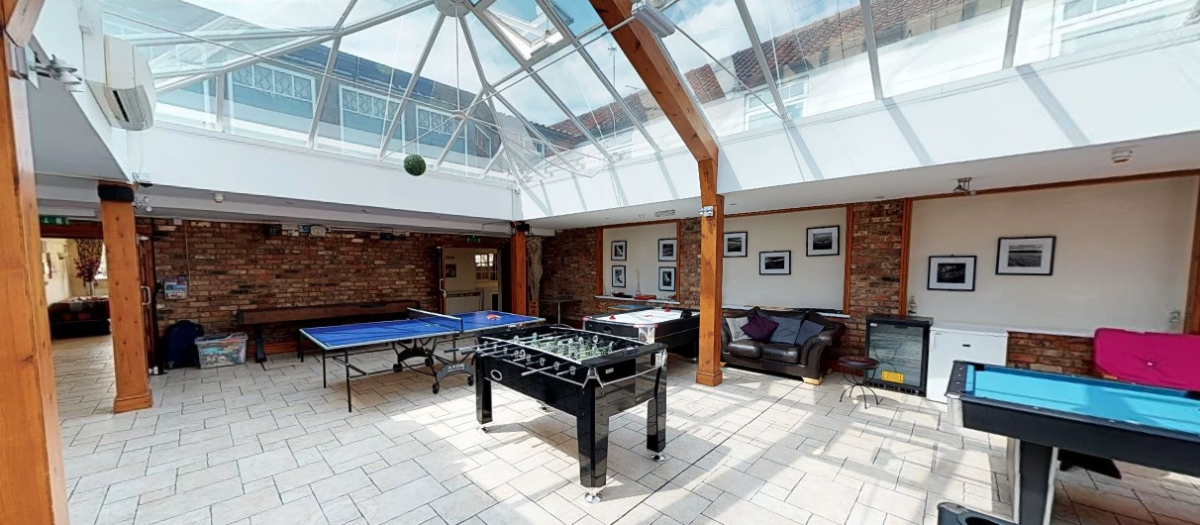 Atrium - Games room / dining area